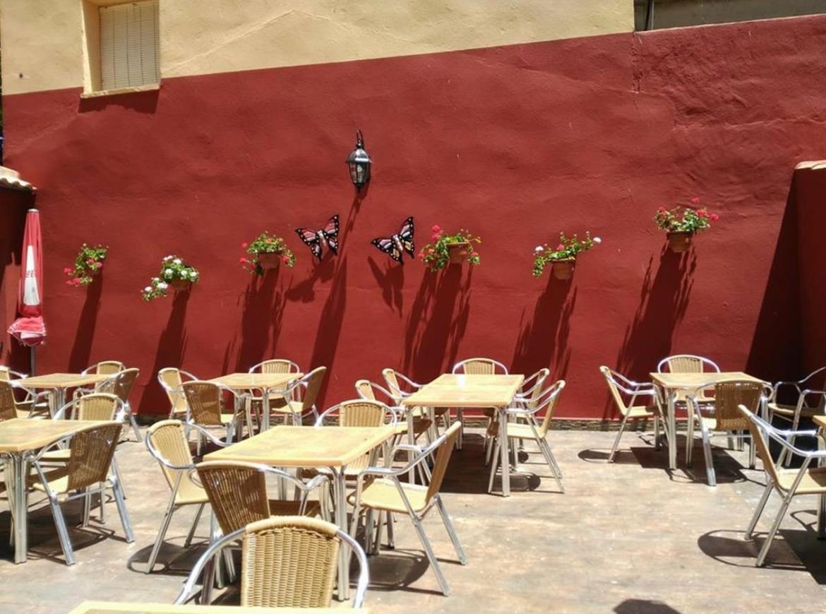 Hostal Restaurante Morote Cano Lezuza 外观 照片