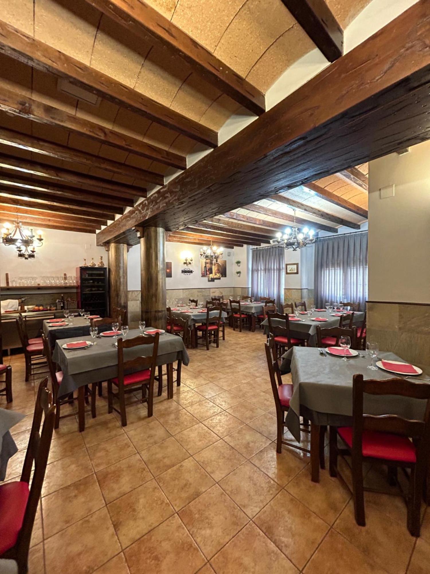 Hostal Restaurante Morote Cano Lezuza 外观 照片