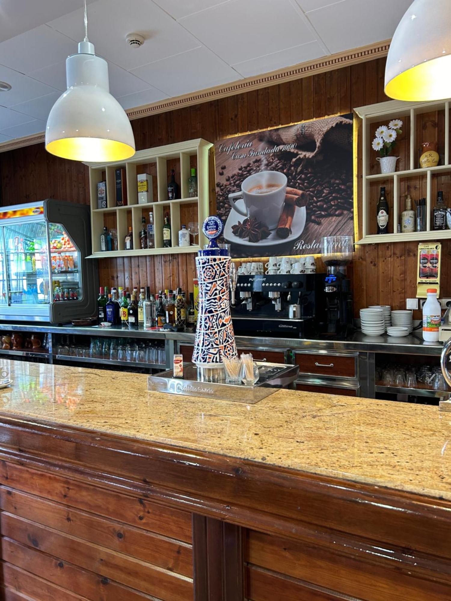 Hostal Restaurante Morote Cano Lezuza 外观 照片